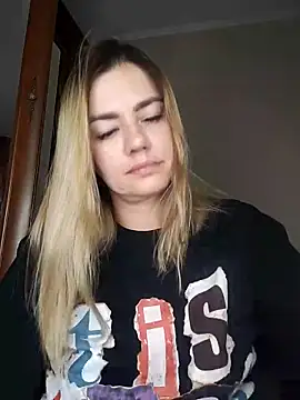 KrissSexi online show from 09/15/25, 08:20