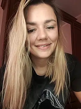 KrissSexi online show from 10/19/25, 08:37