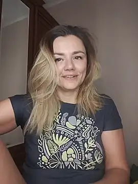 KrissSexi online show from 11/06/25, 11:55