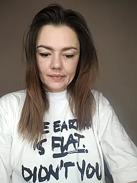 Snapshot of KrissSexi chatting on 02/07/26, 06:50 KrissSexi online show from 02/07/26, 06:50