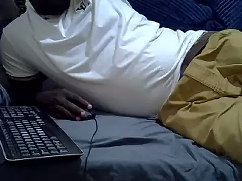 Snapshot of Leebwoy20 chatting on 12/24/24, 05:16 Leebwoy20 online show from 12/24/24, 05:16