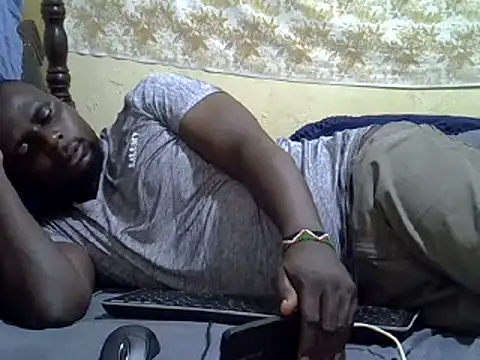 Snapshot of Leebwoy20 chatting on 12/26/24, 05:08 Leebwoy20 online show from 12/26/24, 05:08