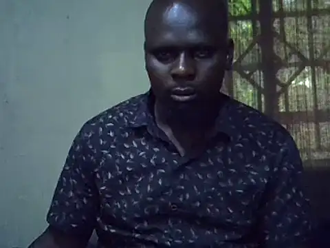 Snapshot of Leebwoy20 chatting on 02/21/25, 08:40 Leebwoy20 online show from 02/21/25, 08:40