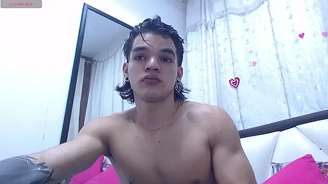 AlbertBernal69 online show from 02/28/25, 02:42