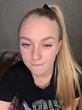 Barbie Lis online show from 12/13/24, 12:06