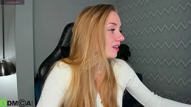 Barbie Lis online show from 10/20/25, 12:55