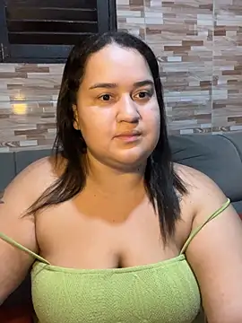 MinaBoss online show from 04/26/26, 02:31