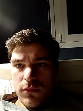 Snapshot of sergigomez chatting on 03/17/25, 10:38 sergigomez online show from 03/17/25, 10:38