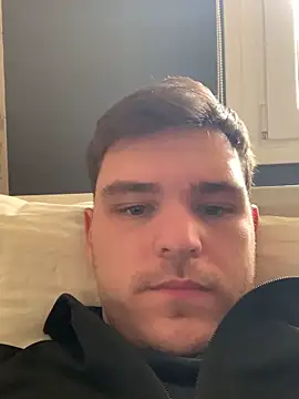 Snapshot of sergigomez chatting on 11/09/25, 12:36 sergigomez online show from 11/09/25, 12:36