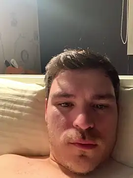 Snapshot of sergigomez chatting on 11/25/25, 11:05 sergigomez online show from 11/25/25, 11:05