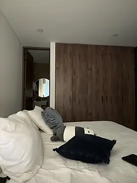 Snapshot of Mariecurl chatting on 02/06/25, 07:07 Mariecurl online show from 02/06/25, 07:07