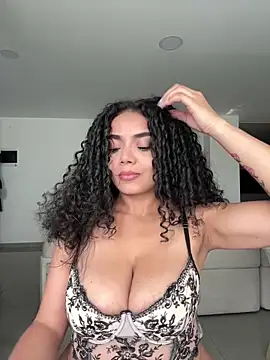 Mariecurl online show from 03/26/26, 08:25