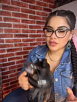 Insane Issa online show from 12/30/24, 08:04