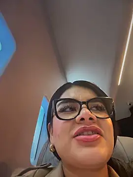 Insane Issa online show from 03/05/25, 01:42