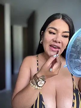 Insane Issa online show from 11/22/25, 04:17