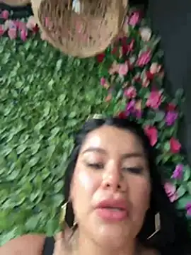 Insane Issa online show from 01/15/26, 03:27