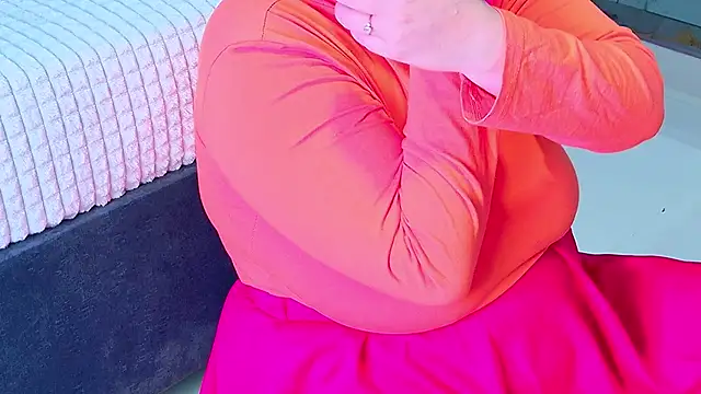 NathaxaLeans online show from 10/17/25, 11:46