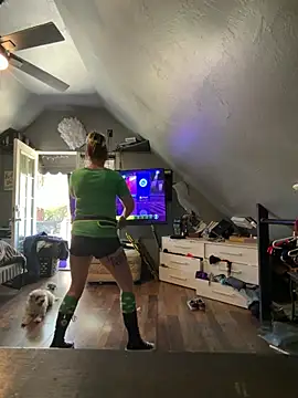 SummerBlueMoon online show from 03/17/26, 06:00