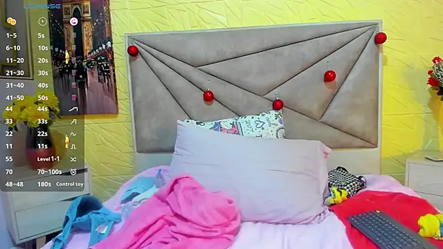 Esmeralda oikos online show from 02/07/25, 02:40