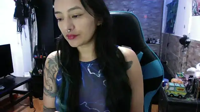 AngelaQueen  online show from 10/14/25, 04:41