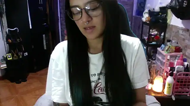 AngelaQueen  online show from 03/12/26, 06:14