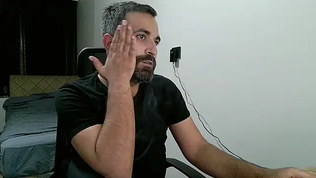 tgltplsr online show from 10/26/25, 08:15