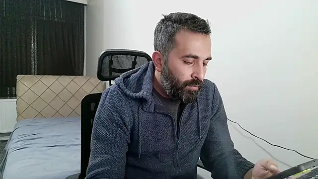 tgltplsr online show from 11/25/25, 02:11