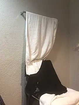 SlimBeenBadd1981 online show from 01/01/25, 07:20