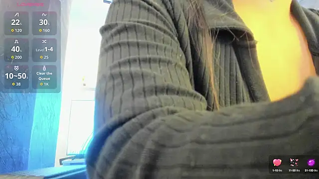 LunaBaker-1 online show from 09/13/25, 07:57