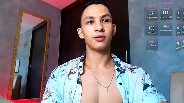 Snapshot of liuscast22 chatting on 09/20/25, 03:57 liuscast22 online show from 09/20/25, 03:57