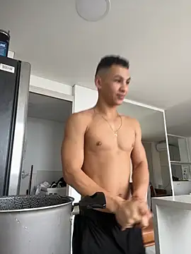 Snapshot of liuscast22 chatting on 10/12/25, 02:05 liuscast22 online show from 10/12/25, 02:05