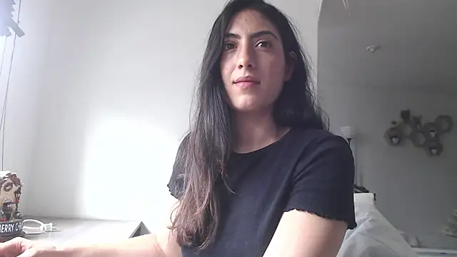 MIYESSI online show from 03/24/26, 04:45