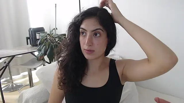 MIYESSI online show from 06/04/26, 06:58