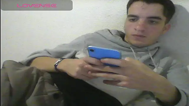 Tombgy07 online show from 02/03/25, 09:39