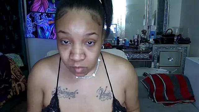 Snapshot of YasmineMinaj chatting on 01/27/25, 01:59 YasmineMinaj online show from 01/27/25, 01:59