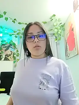 Snapshot of persefone_core chatting on 09/19/25, 12:23 persefone core online show from 09/19/25, 12:23