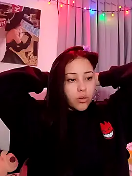 Snapshot of persefone_core chatting on 11/07/25, 12:10 persefone core online show from 11/07/25, 12:10