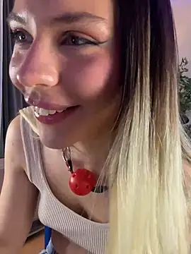 KittyKatyDream online show from 01/18/25, 04:53