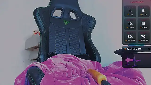 Alice Davidson online show from 03/11/25, 07:14