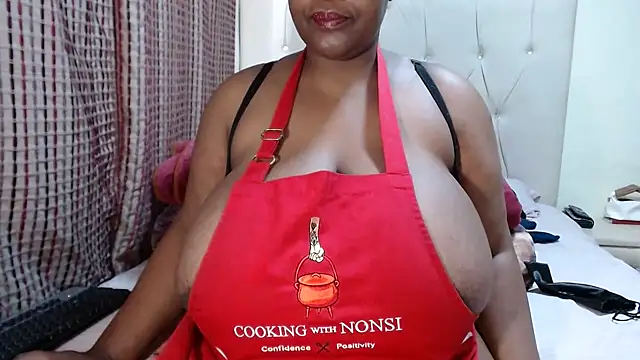 CHOCOLATEDARKBUSTYX online show from 09/19/25, 06:04