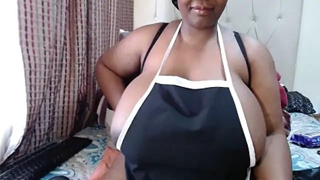 CHOCOLATEDARKBUSTYX online show from 10/21/25, 10:27