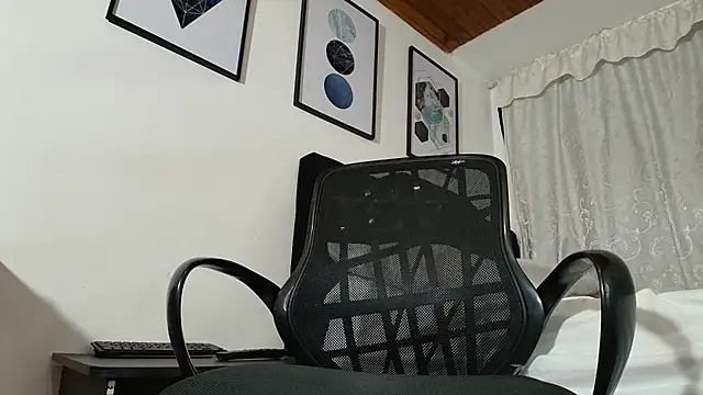 sam her online show from 01/05/26, 06:22