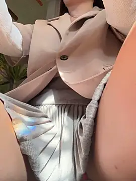 Jessical online show from 03/11/25, 04:43