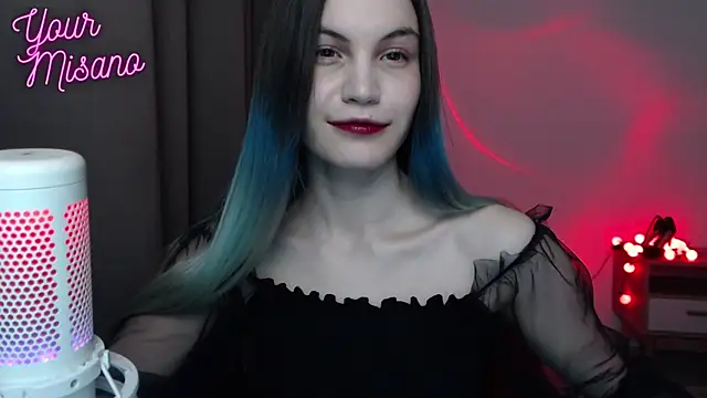 Snapshot of YourMisano chatting on 03/18/25, 11:20 YourMisano online show from 03/18/25, 11:20