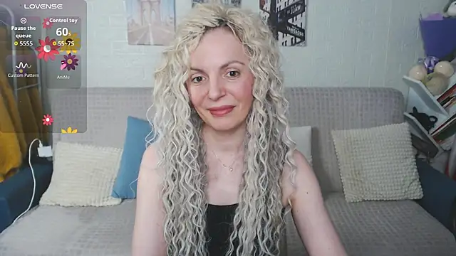 Snapshot of kiramarta chatting on 11/25/25, 05:57 kiramarta online show from 11/25/25, 05:57