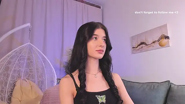 LauraCoy online show from 01/21/25, 08:21