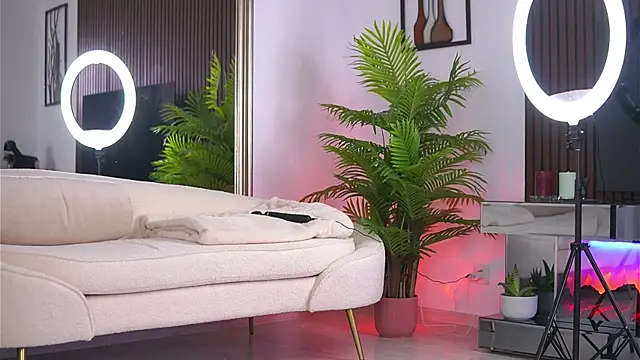 Snapshot of Abbela_White chatting on 06/22/26, 06:10 Abbela White online show from 06/22/26, 06:10