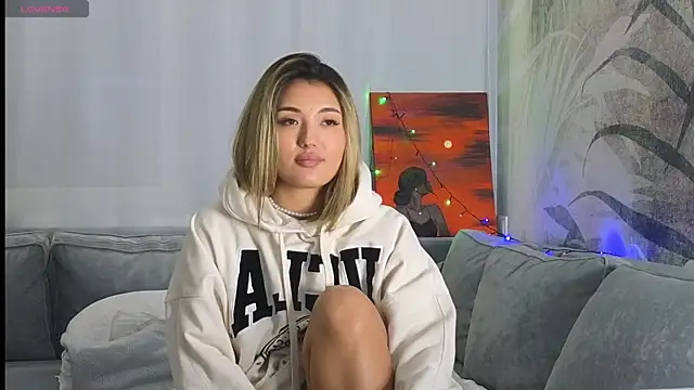 Snapshot of lily__foster chatting on 12/26/24, 04:36 lily foster online show from 12/26/24, 04:36