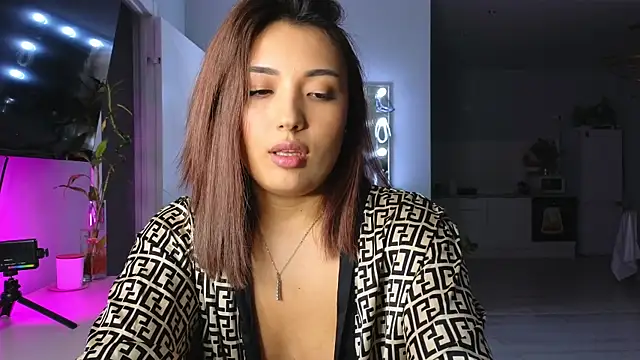 Snapshot of lily__foster chatting on 03/20/25, 07:04 lily foster online show from 03/20/25, 07:04