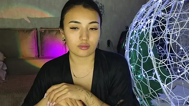 Snapshot of lily__foster chatting on 11/18/25, 08:57 lily foster online show from 11/18/25, 08:57